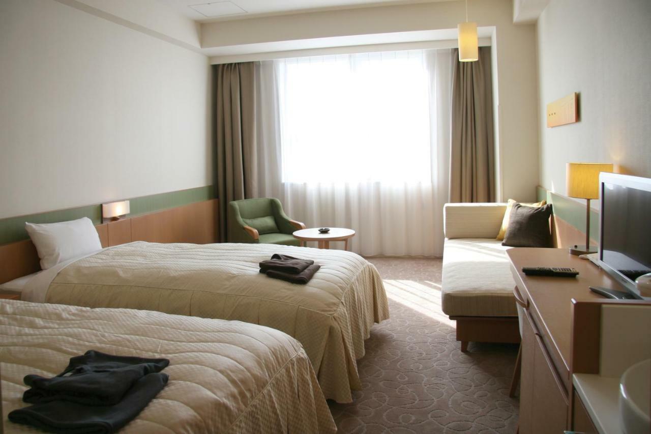 Urayasu Spa&Hotel Eurasia Maihama מראה חיצוני תמונה