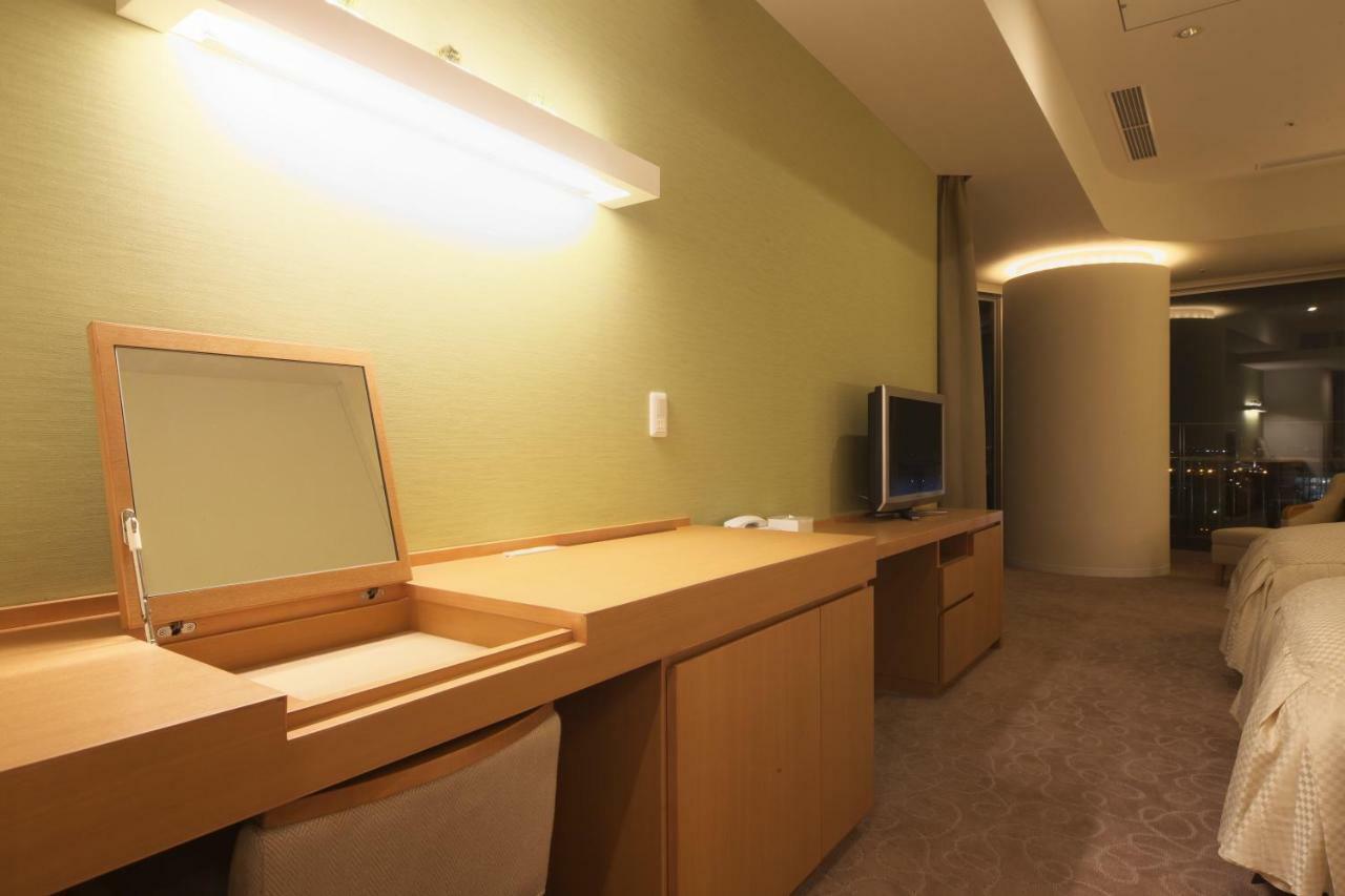Urayasu Spa&Hotel Eurasia Maihama מראה חיצוני תמונה
