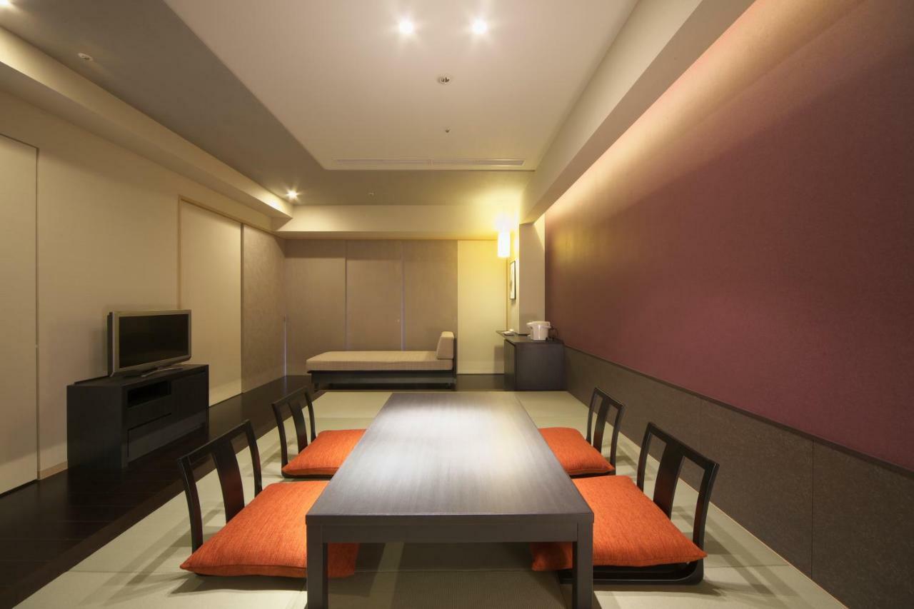 Urayasu Spa&Hotel Eurasia Maihama מראה חיצוני תמונה